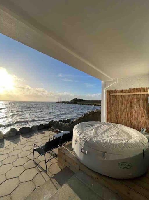Willa Relax With Spectacular Views And Hot Tub Kircubbin Zewnętrze zdjęcie